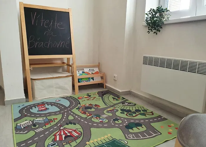 アパート Brachovna